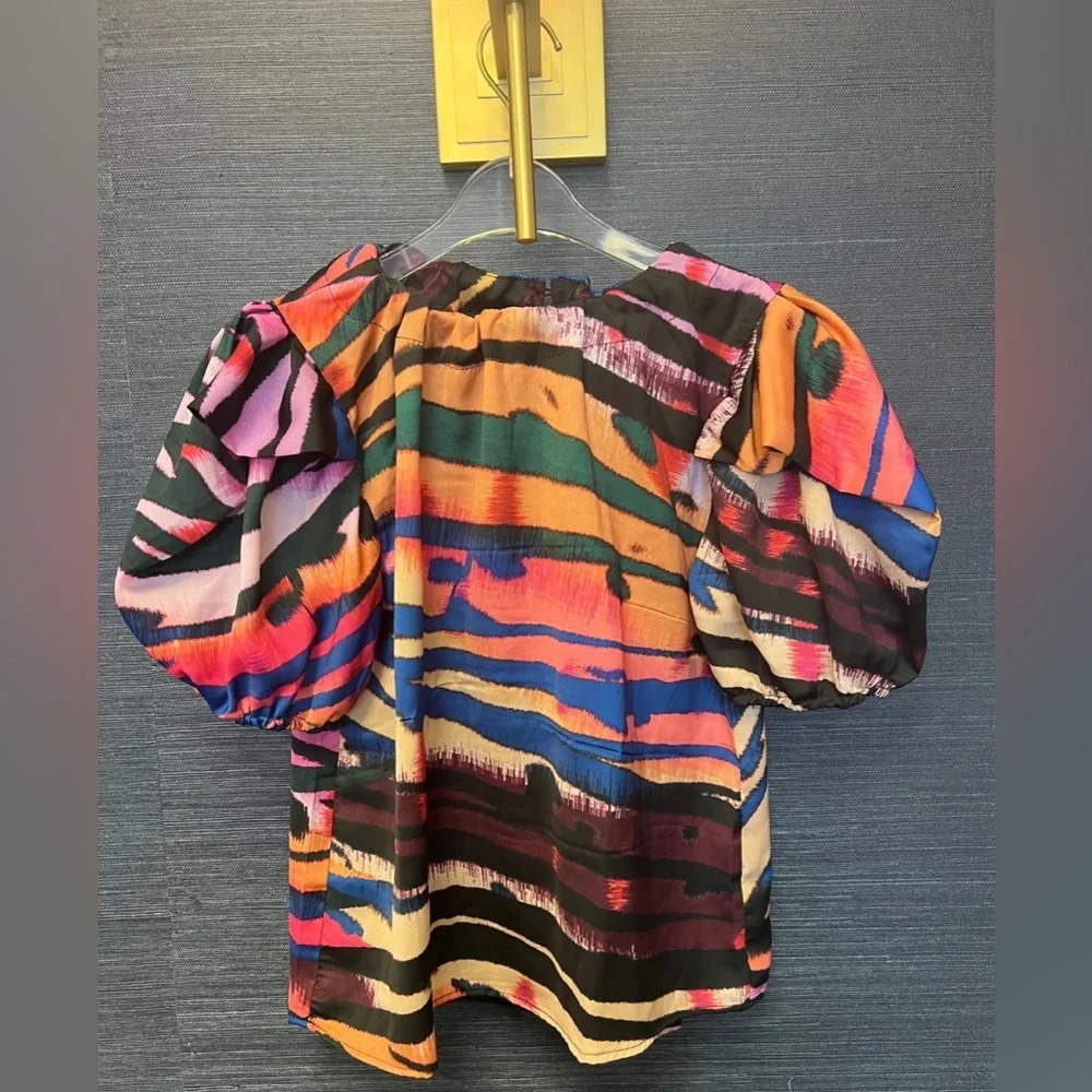 ! Willa Story Kayla Top - Multi Color